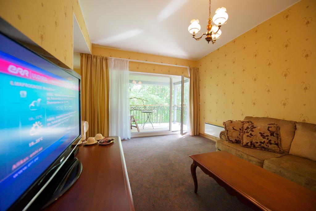 Villa Hotel Theresa Rakvere Habitación foto